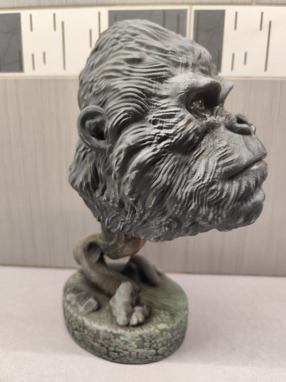 Statuette tête de gorille