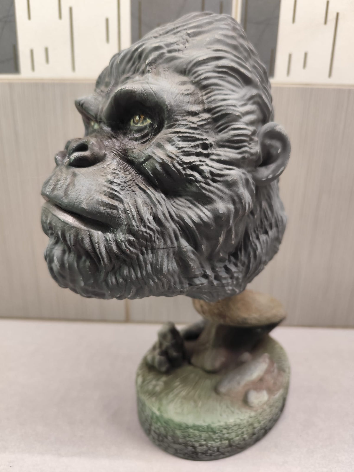 Statuette tête de gorille